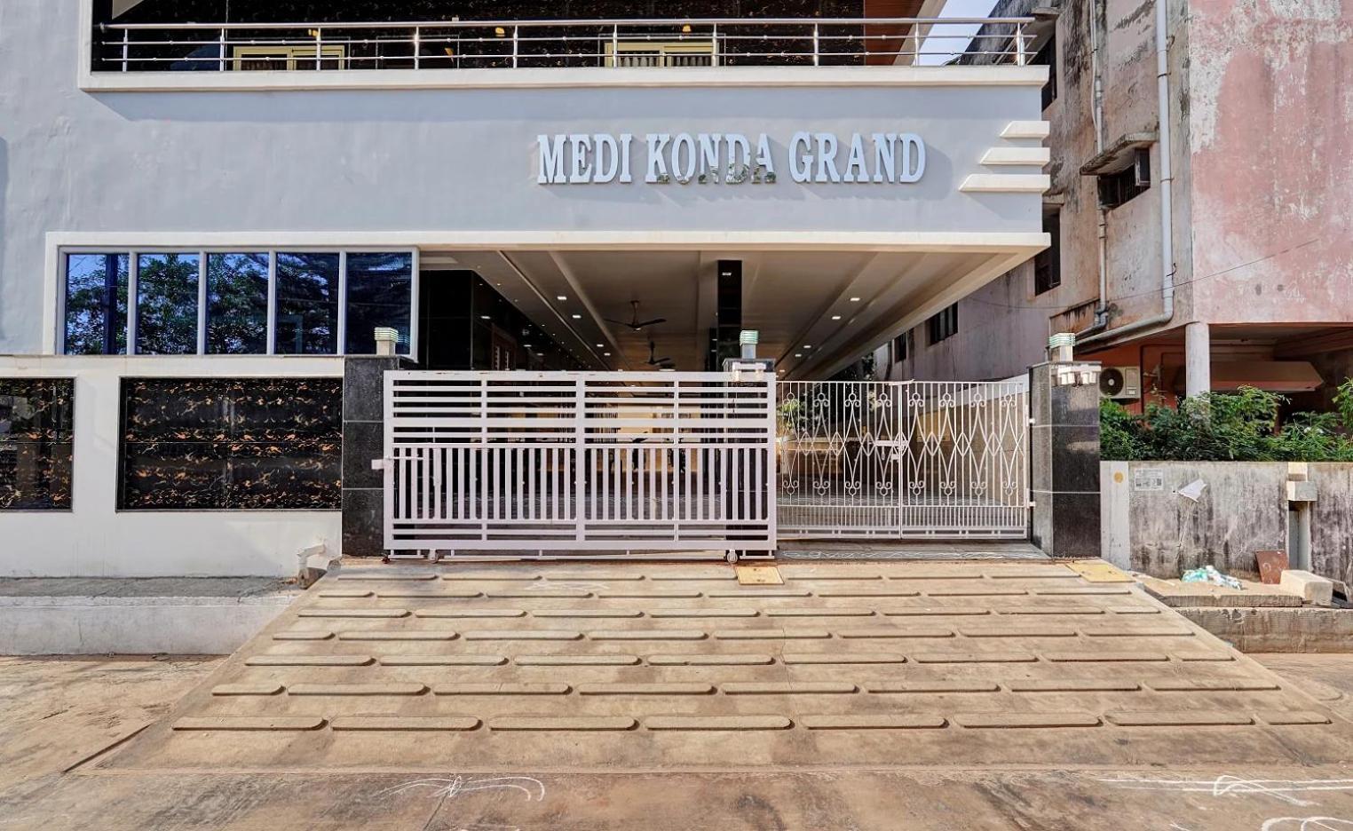 Hotel Medi Konda Grand Nellore Exteriér fotografie